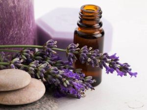 Lavender essential oil is a popular ingredient in many beauty products, including the Love Beauty and Planet Argan Oil & Lavender Shampoo. This shampoo, formulated with argan oil and lavender, has received positive reviews for its ability to nourish and soothe the scalp. In addition to its use in hair care, lavender oil is also known to be suitable for treating eczema due to its anti-inflammatory and antifungal properties. One way to incorporate lavender oil into your skincare routine is by using a lavender essential oil roller, which allows for easy application of the oil to the skin. 