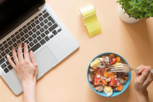 The Importance of a Healthy Work Lunch
