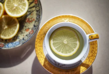 How to Make Lemon Water at Home, Plus 6 Health Benefits