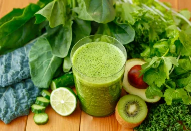 This Avocado Smoothie Will Make Your Skin Look 10 Years Younger
