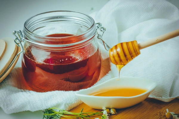 Why Raw Honey Works Wonders for Skin
