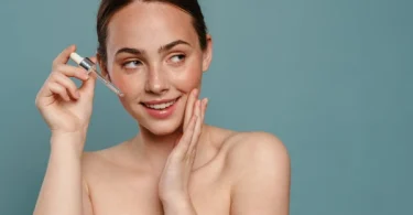 Nighttime Castor Oil Routine to Firm Your Face Naturally