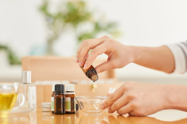 The Complete Guide to Making a Face Serum at Home