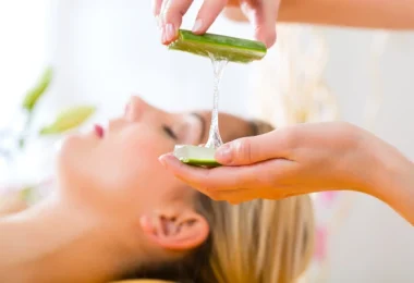 How to Use Aloe Vera on Acne and Dark Spots